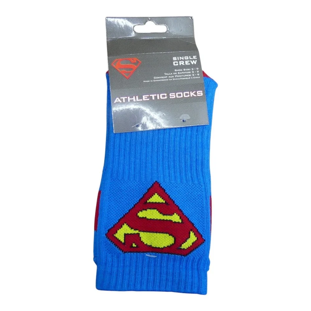 DC Comics Superman Crew Socks Kids Size 3-9 Blue NWT Athletic Arch Compression